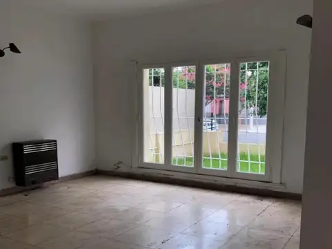 Casa en Alquiler en Ituzaingó, $ 1.600.000