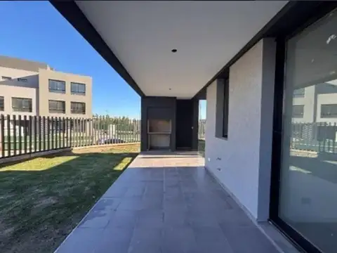 Depto Tipo Casa en Venta en Rincon De Milberg, USD 261.000