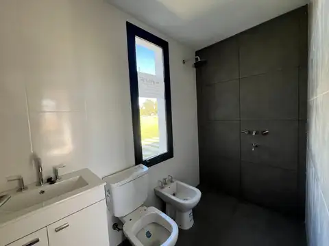 Casa en Venta en Lobos, USD 148.000