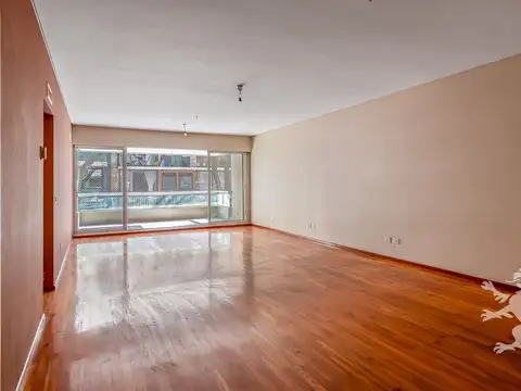 EXCELENTE SEMIPISO - VENTA - 4 AMBIENTES - DEPENDENCIA - COCHERA - LAS CAÑITAS