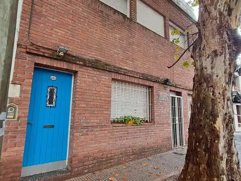 Venta PH 5 ambientes a refaccionar con terraza en Saavedra