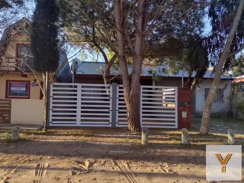 PH en venta - 2 Dormitorios 1 Baño - Cochera - 100Mts2 - Las Toninas