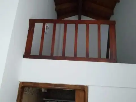 Depto Tipo Casa en Venta con 1 cocheras