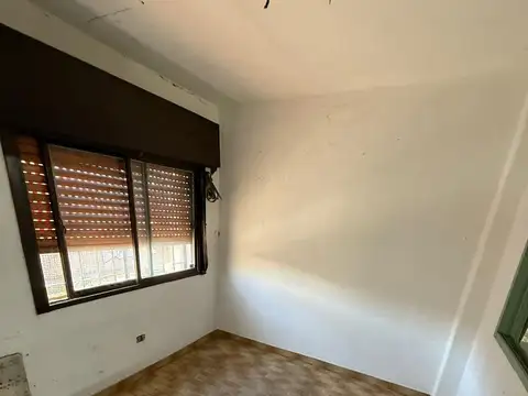 DEPOSITO CON OFICINA 215m2 VILLA MARTELLI FLORIDA VICENTE LOPEZ