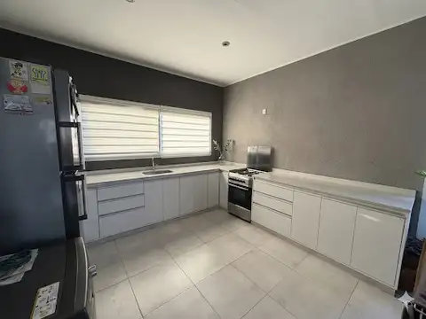 Casa en Venta en Horizontes al Sur, USD 140.000