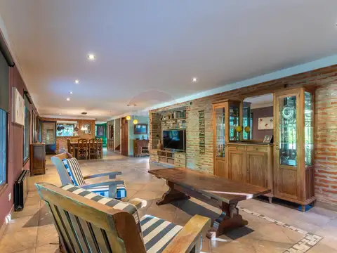 Casa en Venta de 5 dormitorios