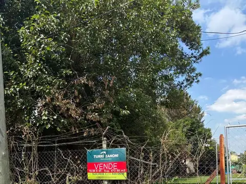 Moreno esq. La plata