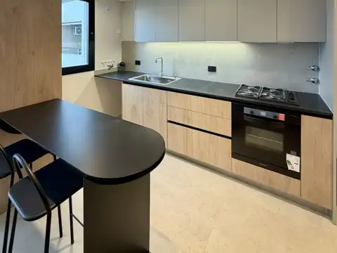 Departamento en venta. 2 dormitorios con terraza. Zona Río / Parque España.