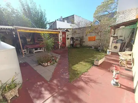 Venta Casa con terreno Bernal Wilde