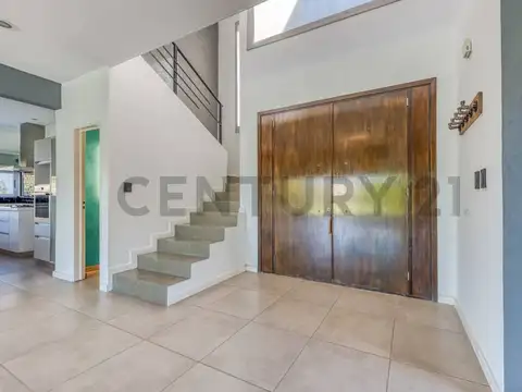 Casa en Venta en Manzanares, USD 269.000
