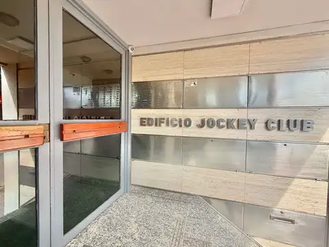 VENTA/ DEPTO/ 3DORM/ MICROCENTRO/ SERVICIOS