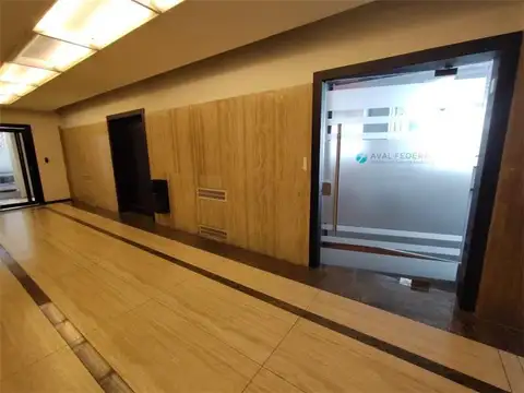 Oficina en Alquiler 80 años