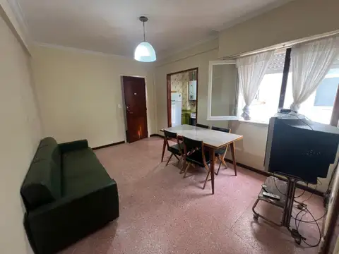 Departamento 2 ambientes con 1 baño
