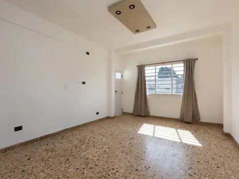 Manuela Pedraza 300