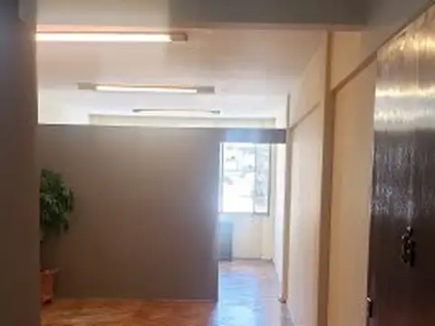 Oficina en Alquiler en Centro, $ 420.000