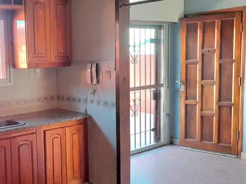 Cerrito 5200, Piso 1