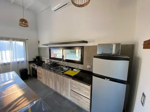 Casa 4 ambientes con 3 baños