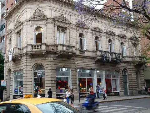 Depto Tipo Casa en Venta de 6 ambientes