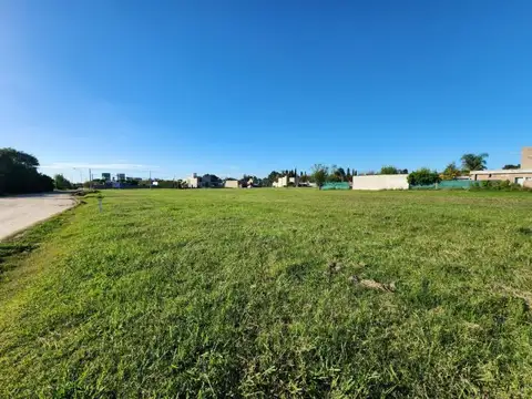 AMPLIOS TERRENOS EN PUEBLO ESTHER CON GAS