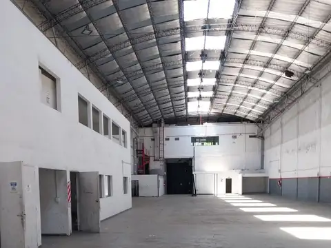 Galpon en Venta 17  mts Frente