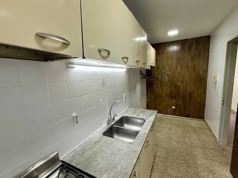 Suipacha al 1200 esquina Mendoza