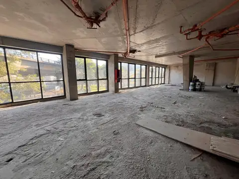 Oficina Monoambiente con 2 baños