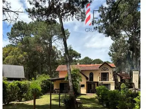 Casa en Alquiler en Punta Ballena, USD 3.500