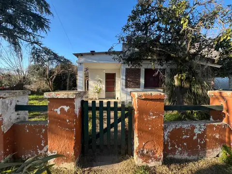 Casa a reciclar en venta en Manzanares Pilar