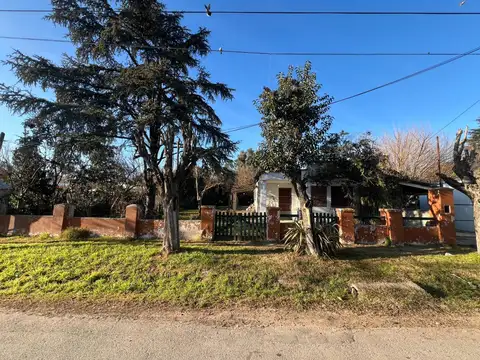 Casa 3 ambientes con 1 baño