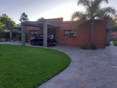 Casa - Venta - Argentina, Ezeiza - DOCTOR CARLOS CHAGAS 3691