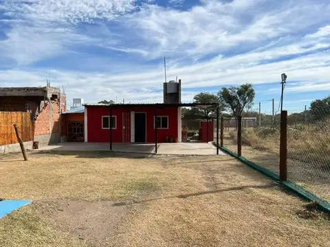 VENDO CASA MONOAMBIENTE CON PILETA EN NOGOLÍ- SL