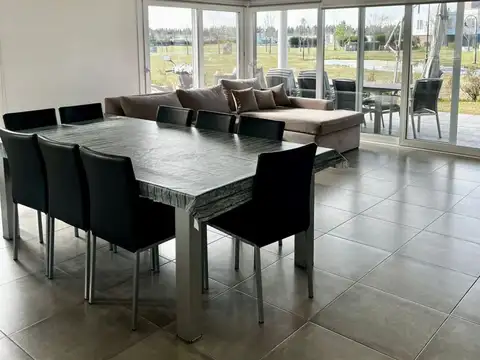 Departamento en Venta en Haras Del Sur 2, USD 195.000