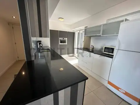 Departamento en Venta en Playa Chica, USD 379.000
