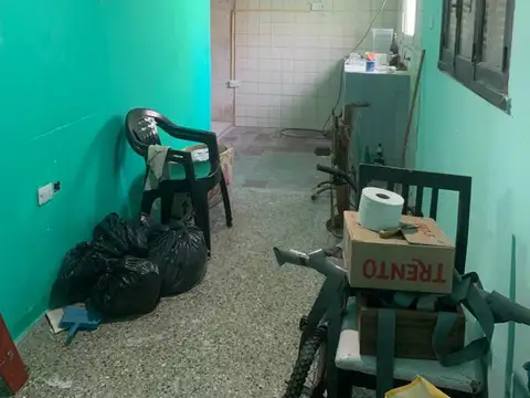 Casa 3 ambientes con 2 baños