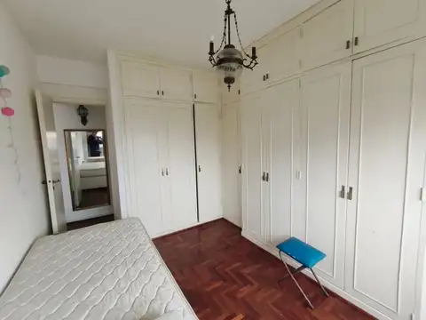 Departamento 2 ambientes, amoblado, sobre 9 de julio, a pasos de Uade e Interamericana.