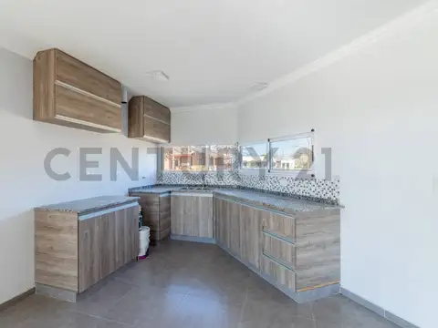 Avenida Vacri 6900, Piso 0