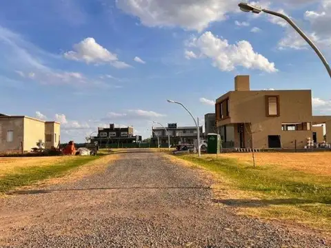 Terreno en Venta 10  mts Frente