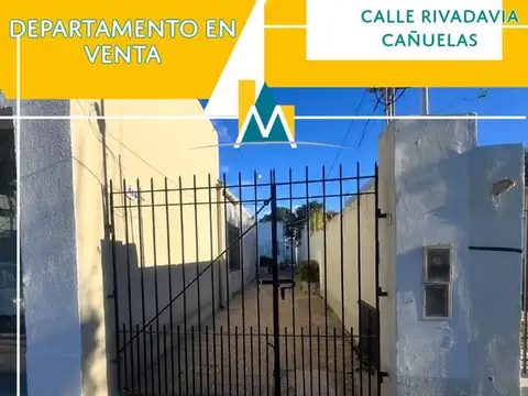 Departamento en venta a refaccionar en Cañuelas centro.