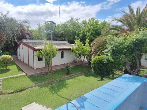 VENTA DE CASA QUINTA - VISTALBA - LUJAN - MZA