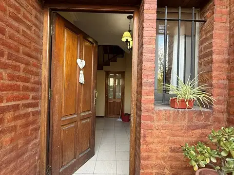 Troncos del Talar - Calle Escobar 100