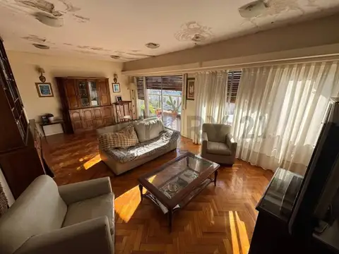 Departamento en Venta de 4 dormitorios