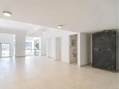 Local en Alquiler en Vicente López Vías / Río, $ 3.500.000