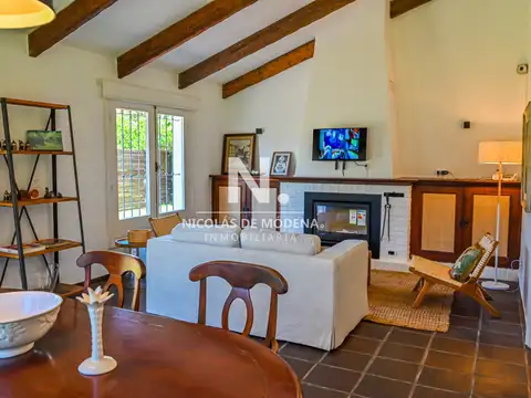 Casa 4 ambientes con 3 baños