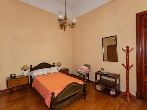 Depto Tipo Casa en Venta en Pompeya, USD 90.000