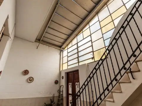 Depto Tipo Casa en Venta 80 años