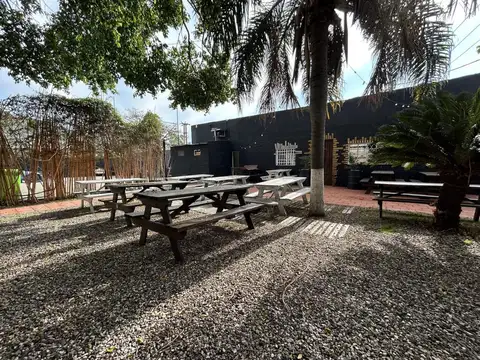 Local en Venta en Alberdi, USD 410.000