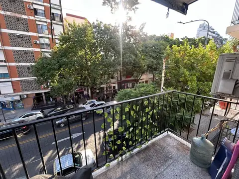 Jose Maria Moreno Av. 700, Piso 2