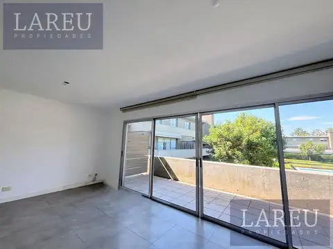 Departamento en Venta en Bosque Alto, USD 158.000