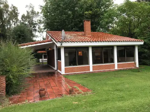 Casa en venta - 1 Dormitorio 1 Baño - Abasto