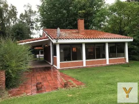 Casa en venta - 1 Dormitorio 1 Baño - Abasto